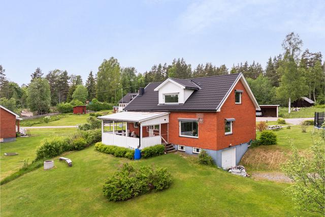 Högberget 25 - en renoverad familjevilla!