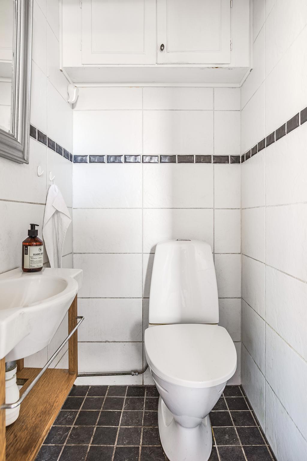Gäst- WC entréplan