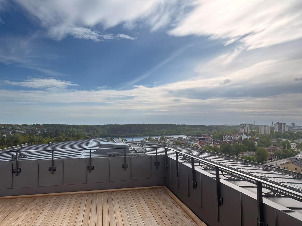 Den stora gemensamma takterrassen
