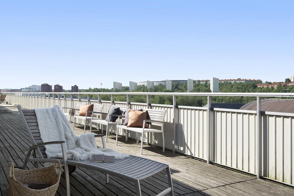 Föreningens gemensamma terrass.