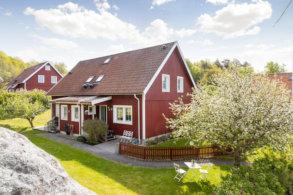 Välkomna till charmiga Uggledals Byväg 