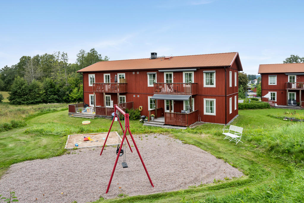 Lekplats i området