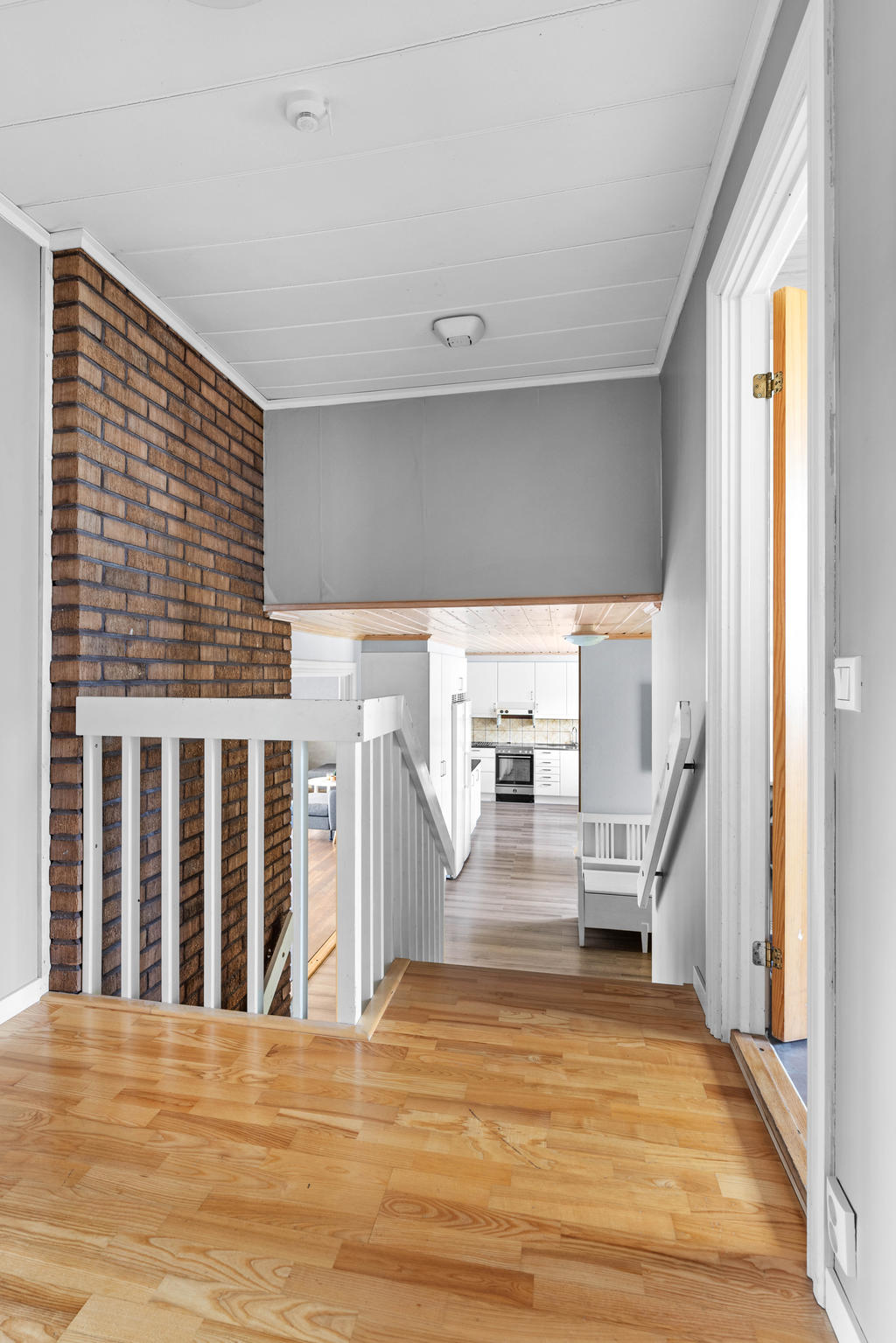 Vy från husets översta etage. där tre sovrum och ett badrum är beläget. 