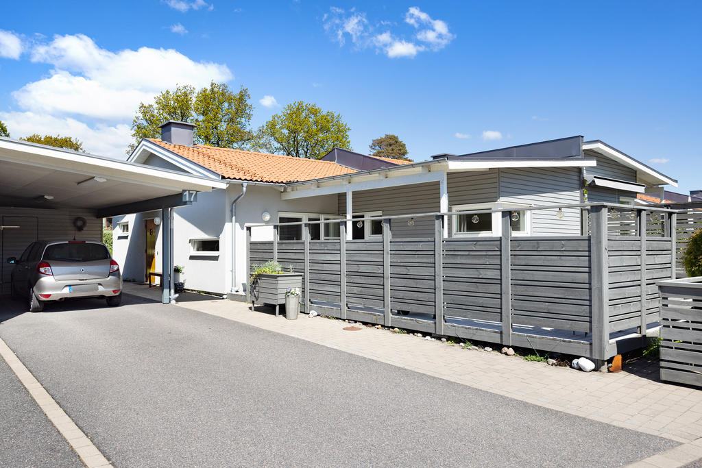 Villakänsla med egen carport