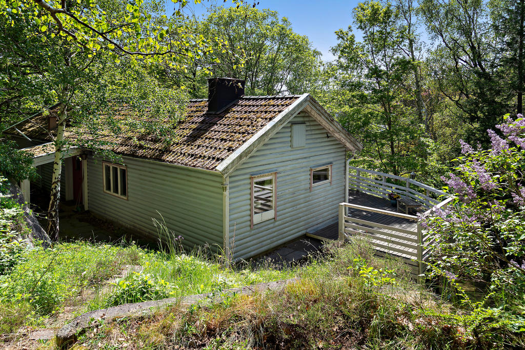Äldre hus med centralt läge i Billdal