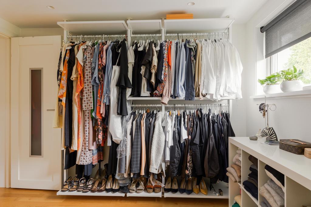 Sovrum 3/ Walk in Closet