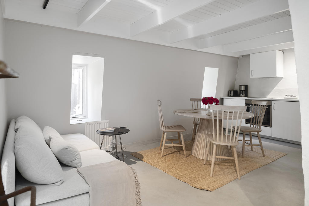 Helge 2 myshörna och matplats