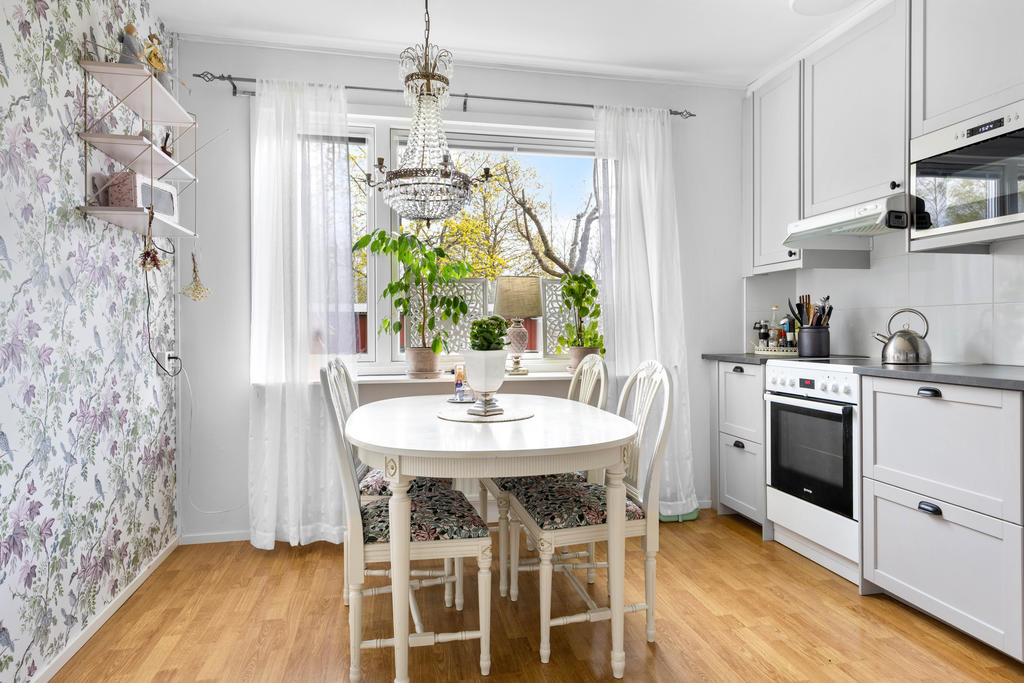 Plats för matbord i köket