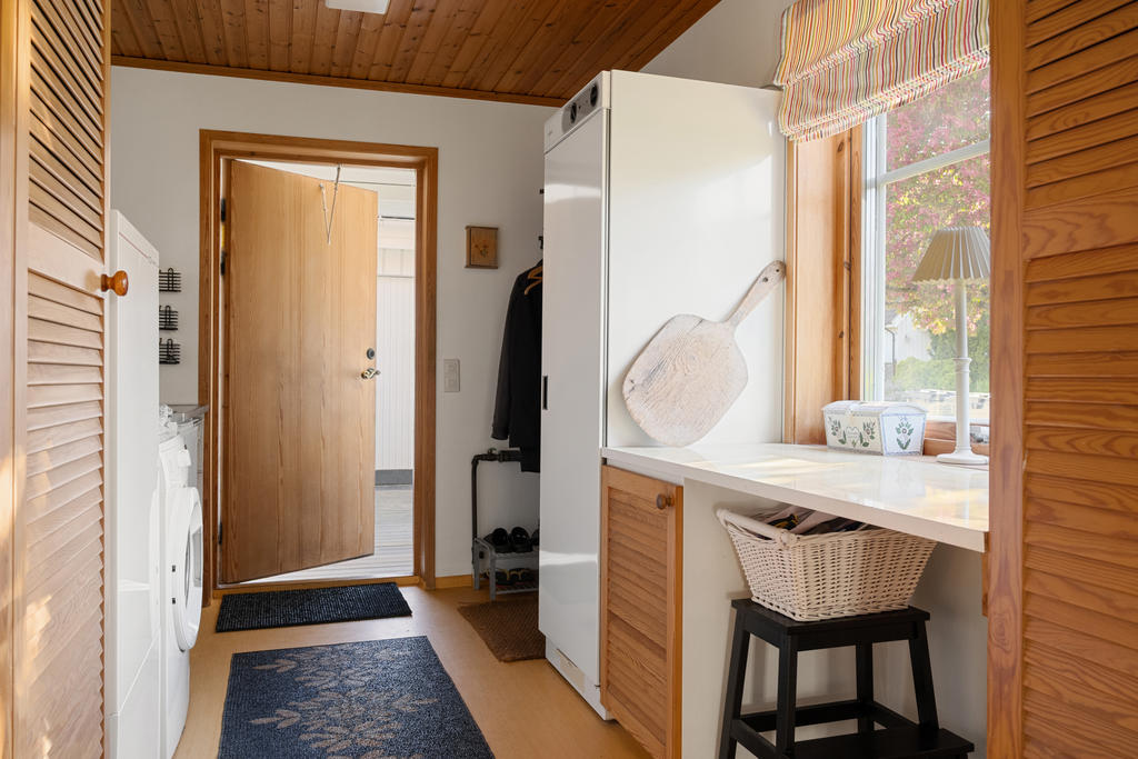 Grovingång tvättstuga.