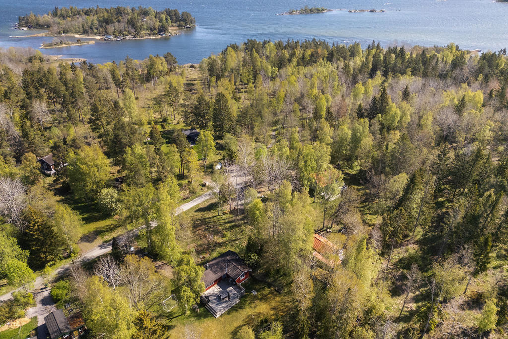 Drönarbild över Blommensväg 25.