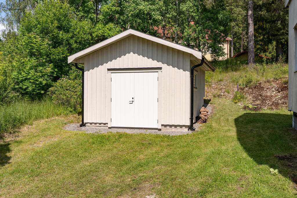  Förråd/Garage på tomten.