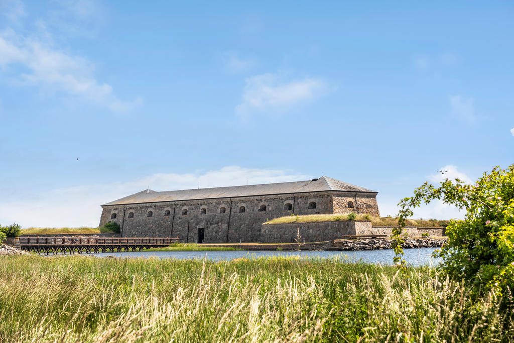 En fräck turistattraktion!
https://www.visitkarlskrona.se/sv/drottningskarskastell