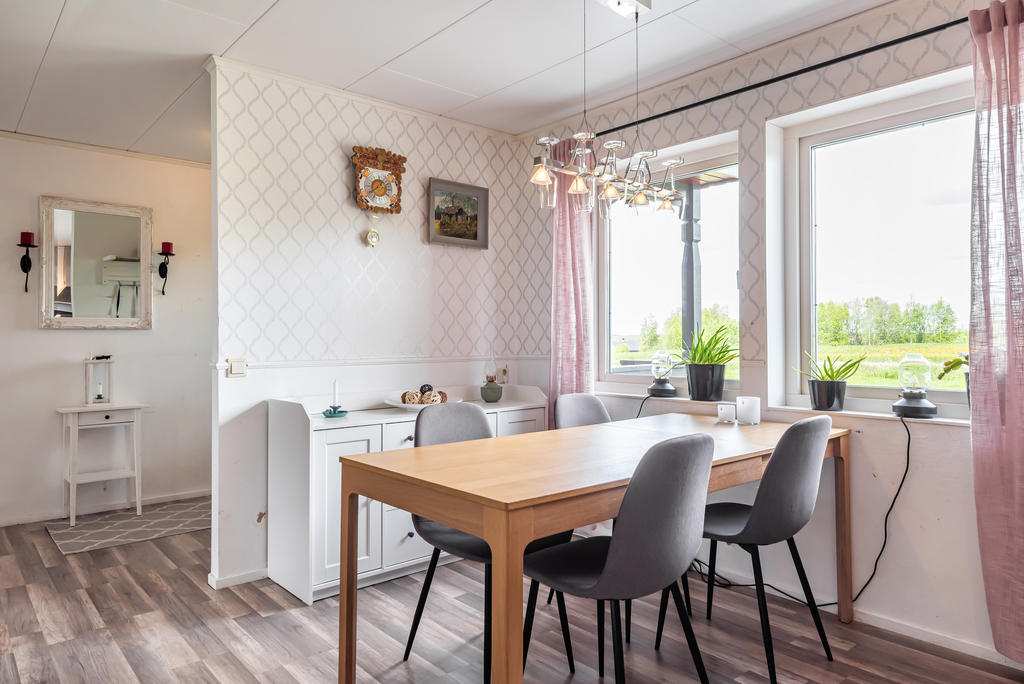 Gott om plats för ett matbord.