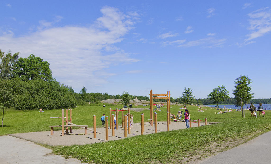 Badplats och utegym vid Drevviken