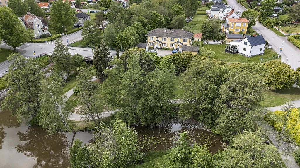 Trevligt läge invid Köpingsån