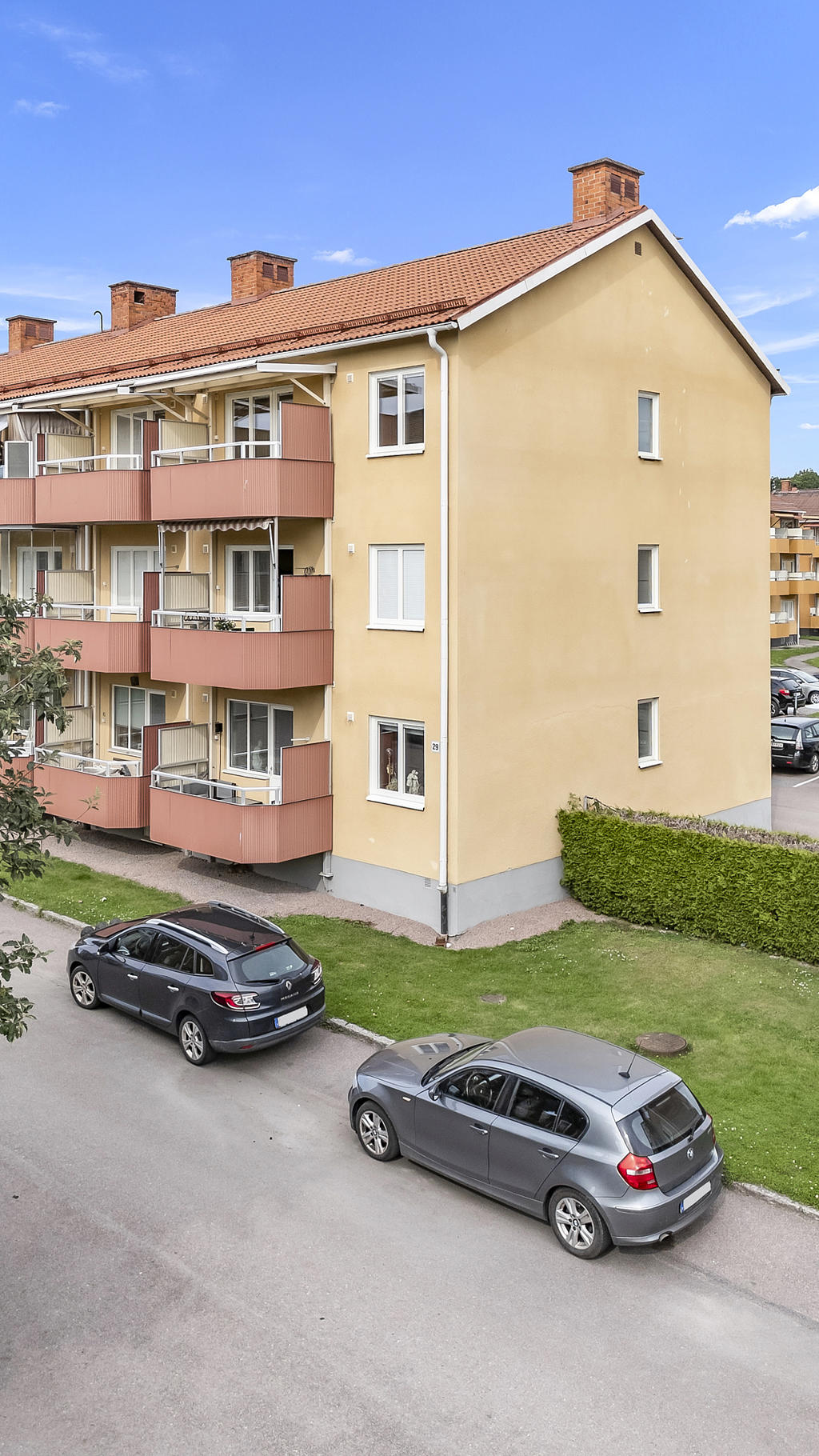 Parkering efter gatan