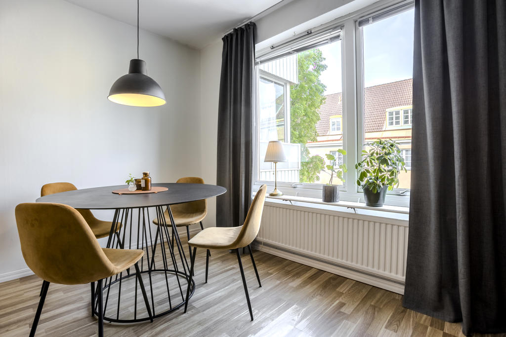 Matplats i vardagsrum