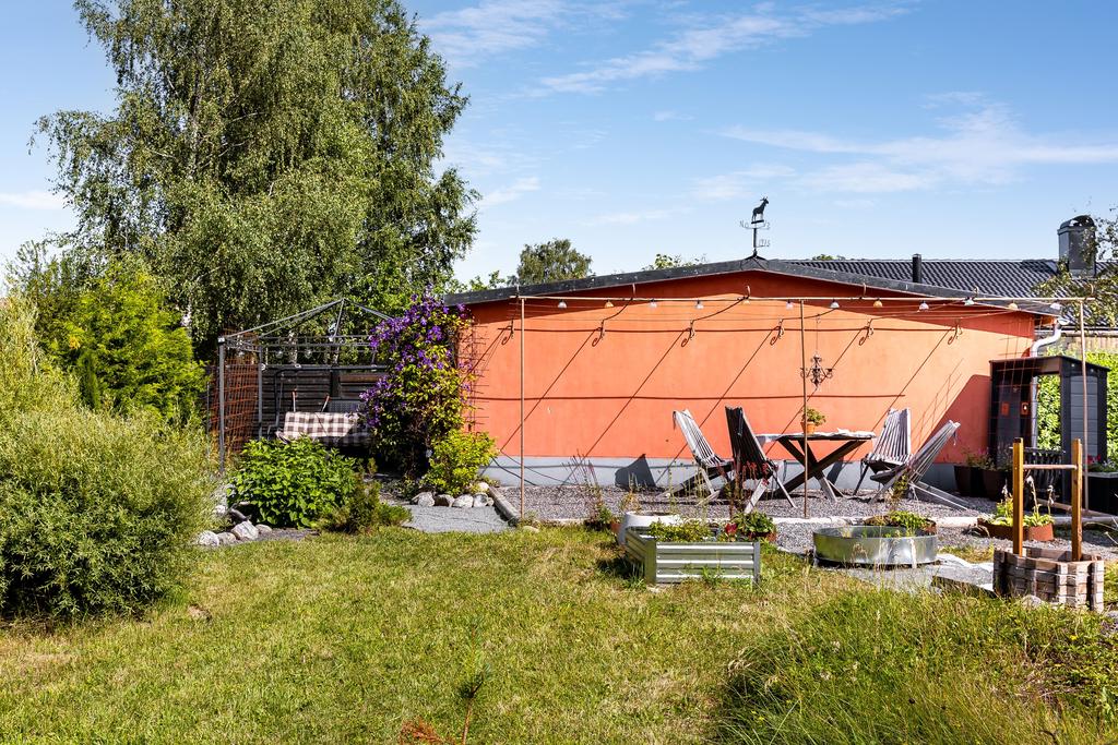 Uteplats i trädgården