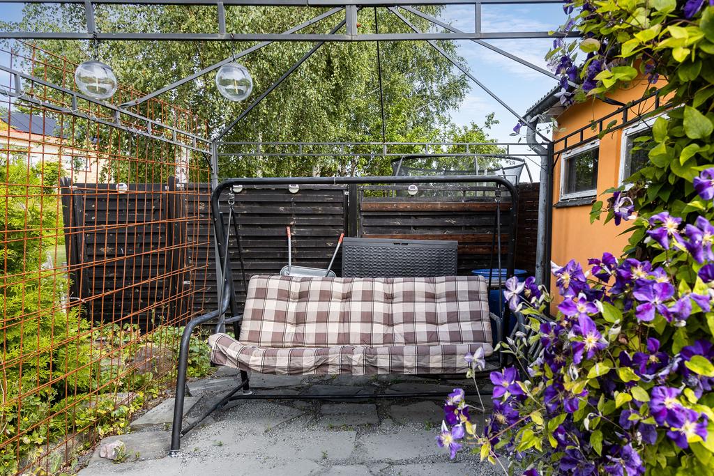 Uteplats i trädgården