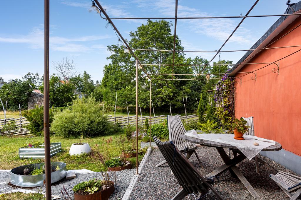 Uteplats i trädgården