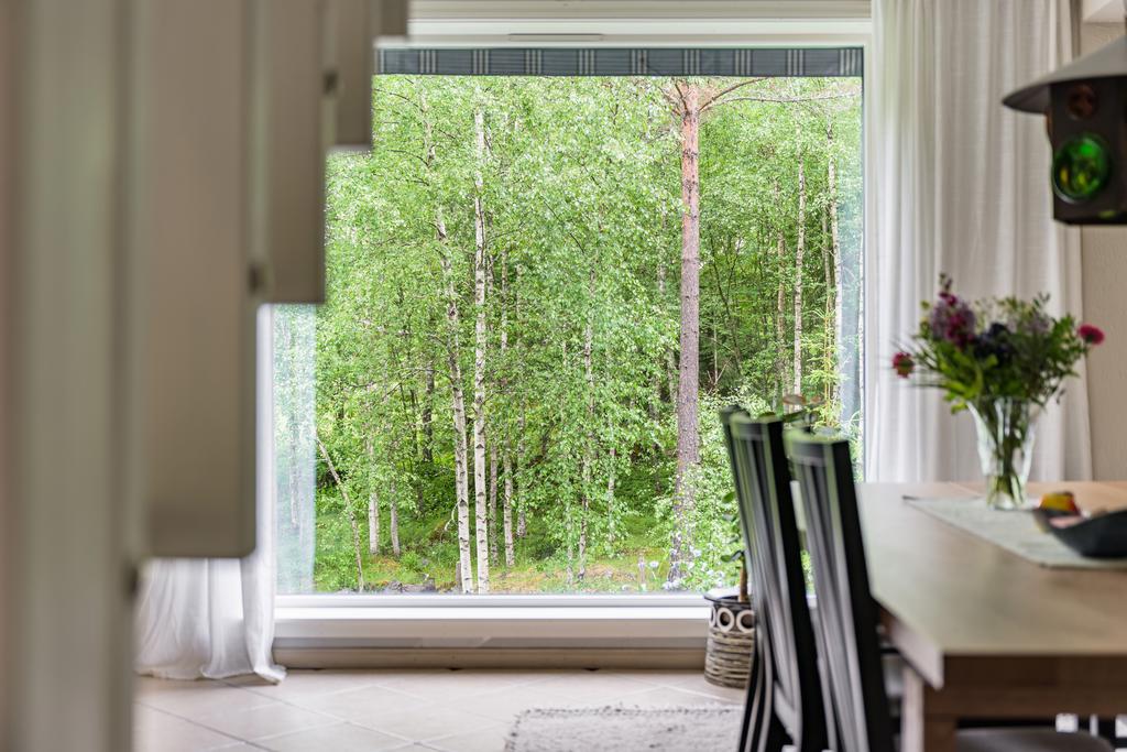 Stora fina panoramafönster 