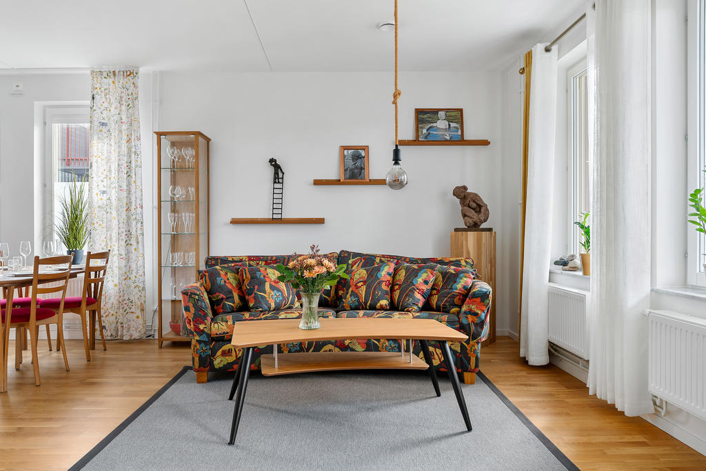 Trivsam plats för umgänge och soffmys