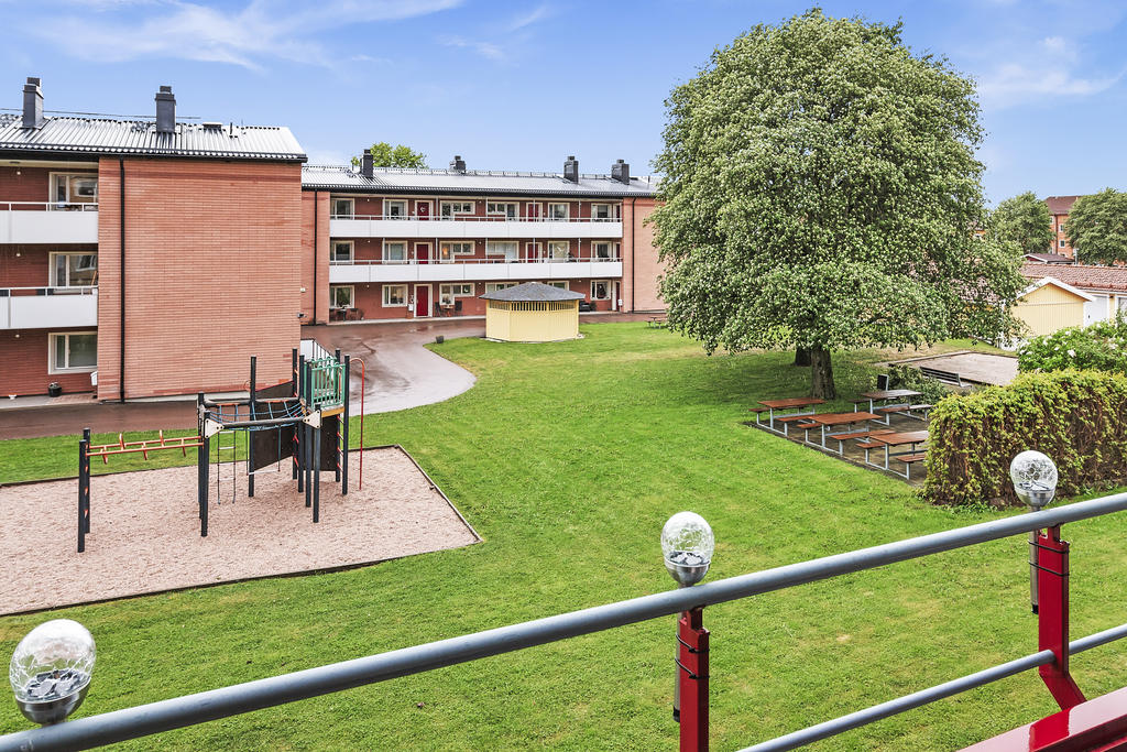 Innergård med lekplats