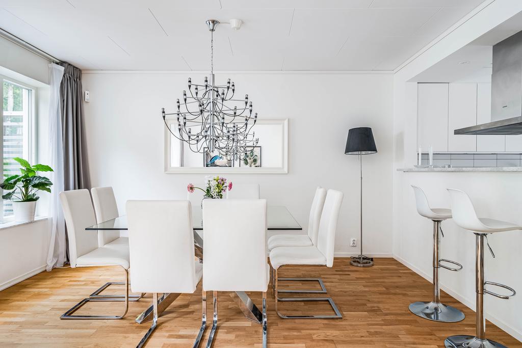 Plats för stor matgrupp