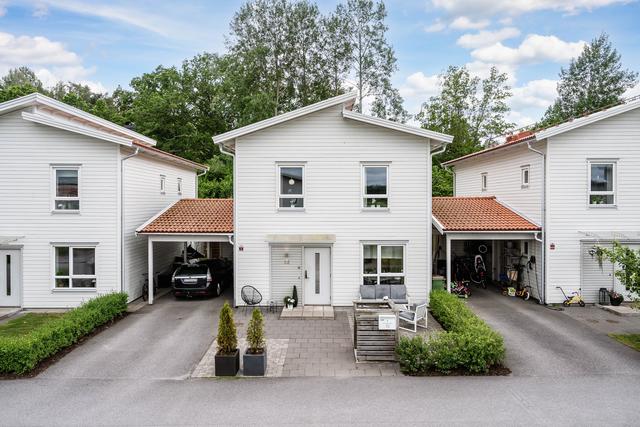 Fasad framsida