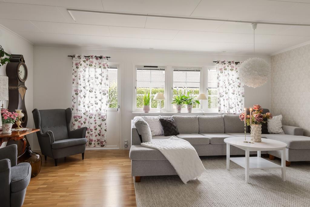 Härifrån nås uteplatsen