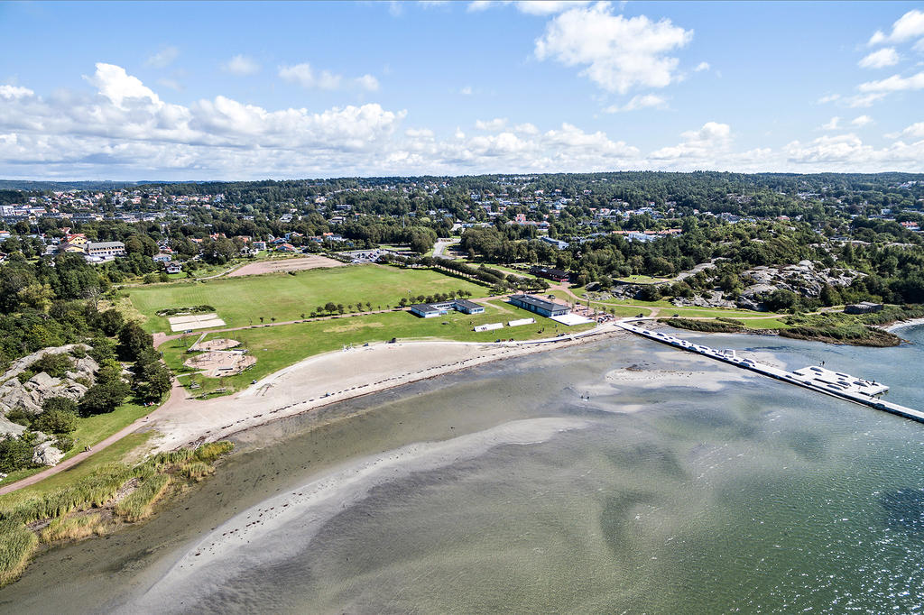 Askimsbadet erbjuder både strand och bad från bryggan
