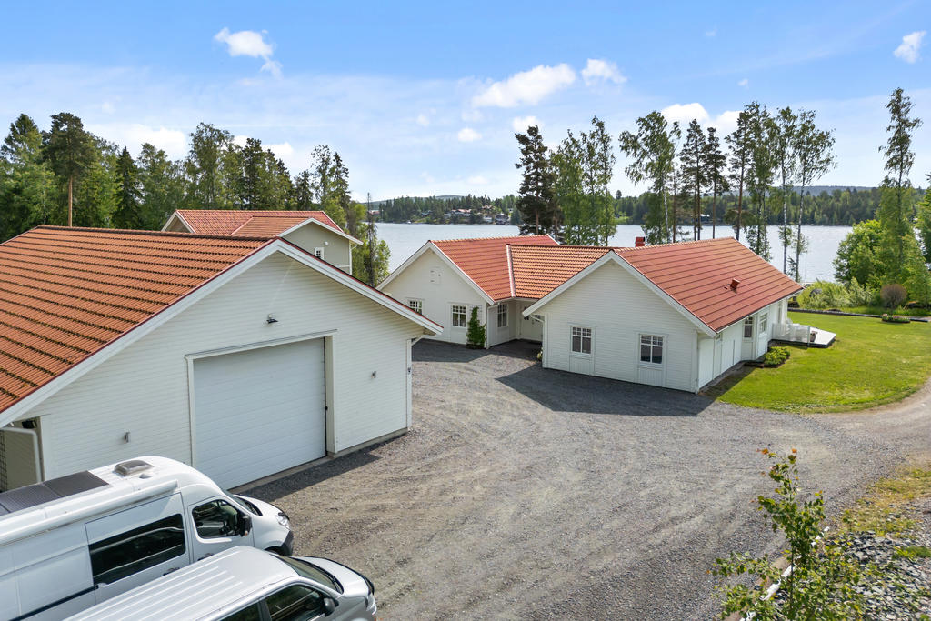 Uppfart med plats för främmande