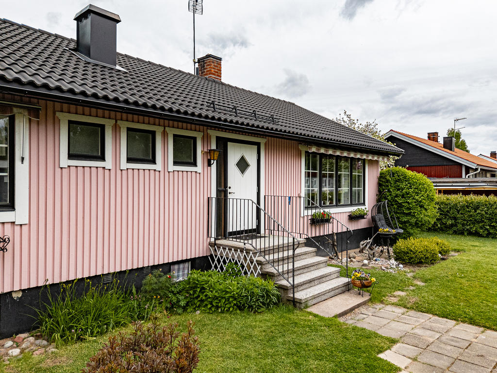 Entrén på framsidan