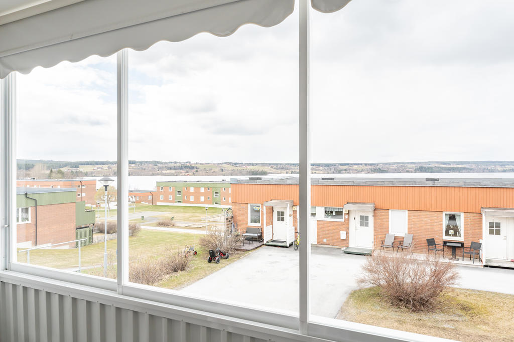 Utsikt mot sjön och Annersia