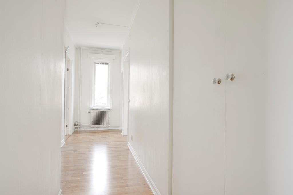 Hall med förvaring