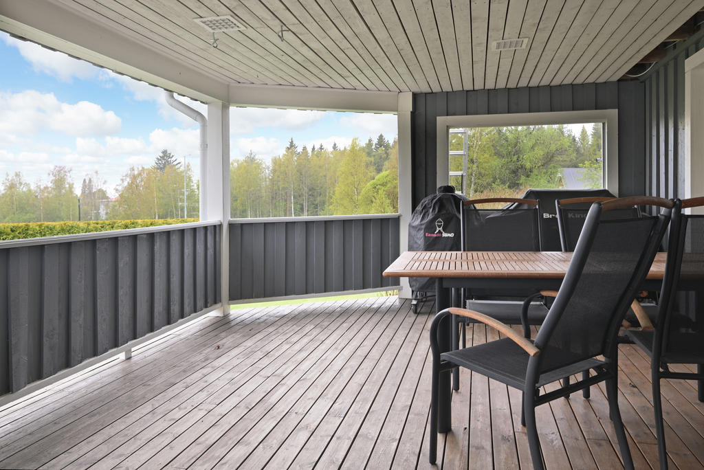 Uteplatsen utanför köket