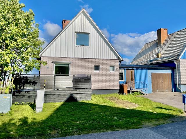 Ringvägen 47, kedjehus med hörntomt och fina uteplatser