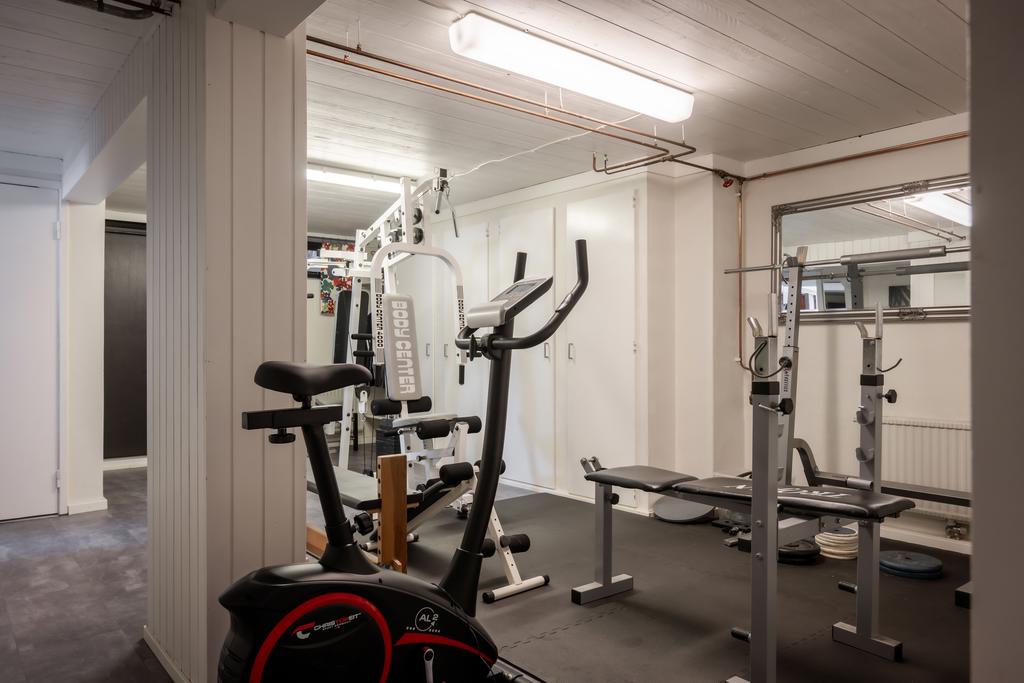 Hobbyrum/Gym med utgång till carport
