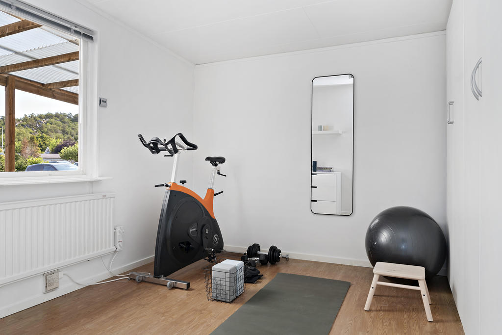 Gym/kontorsrum ligger i anslutning till master sovrum