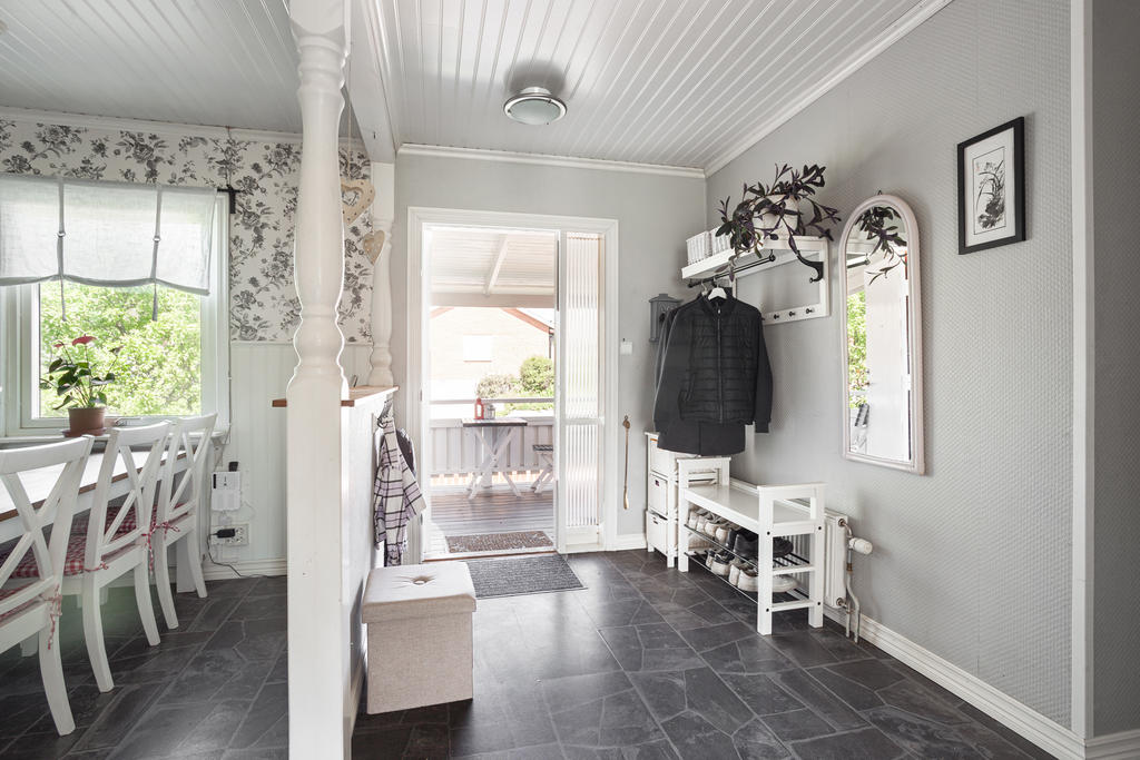 Hall med avhängningsplats