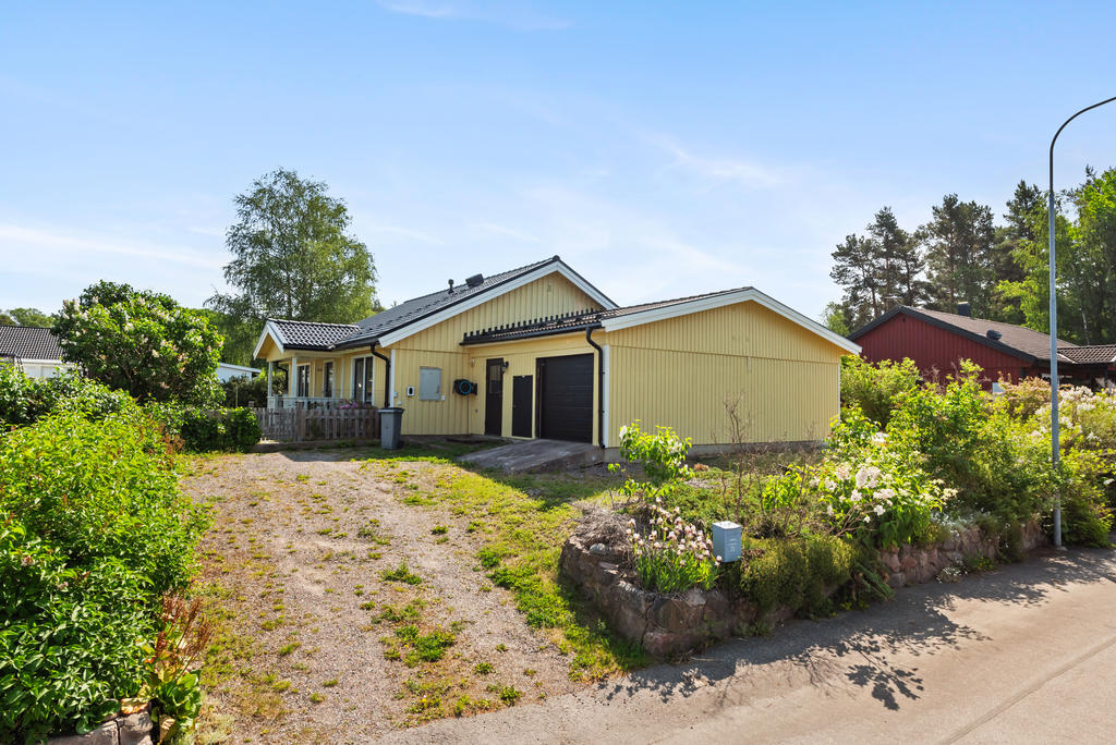 Exteriör. 