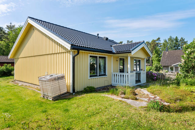 Exteriör. 