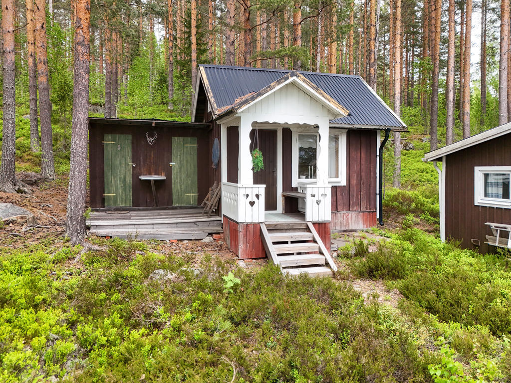 Gäststuga, utedass och förråd