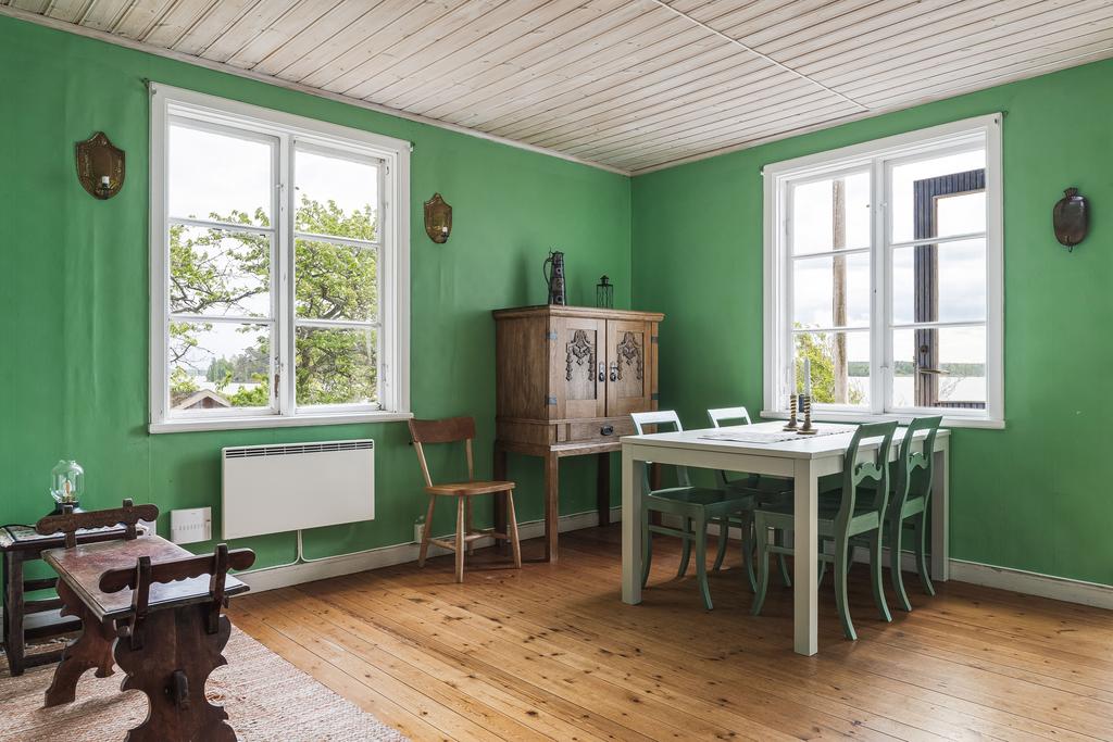 Matplats i vardagsrummet