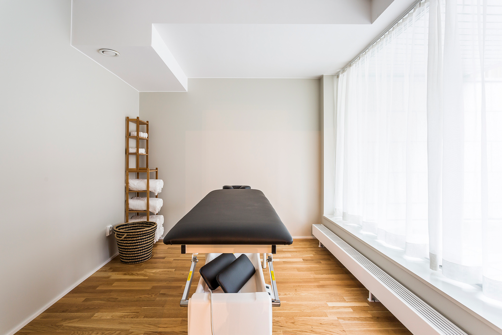 Behandlingsrum i anslutning till gym och relaxavdelningen.
Går att boka behandlingar via Yogayama