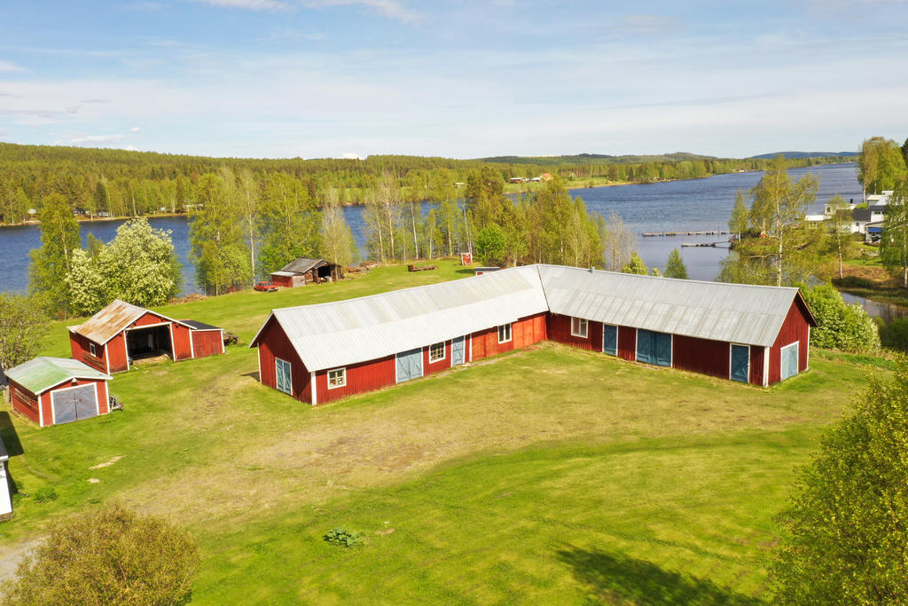 Ladugårdsbyggnad