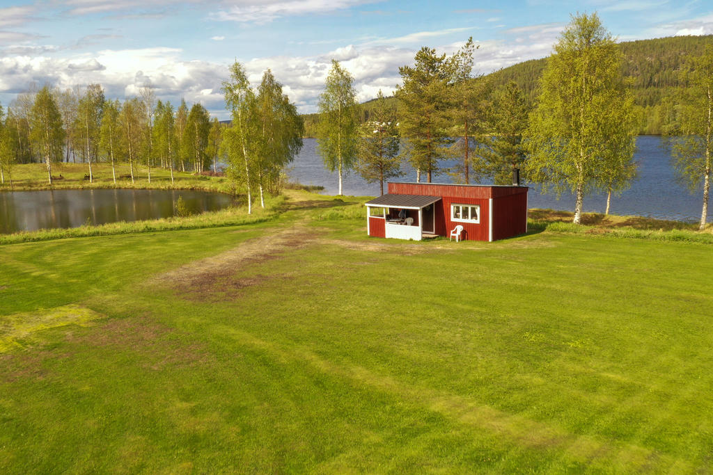 Gästhus vid älvskanten
