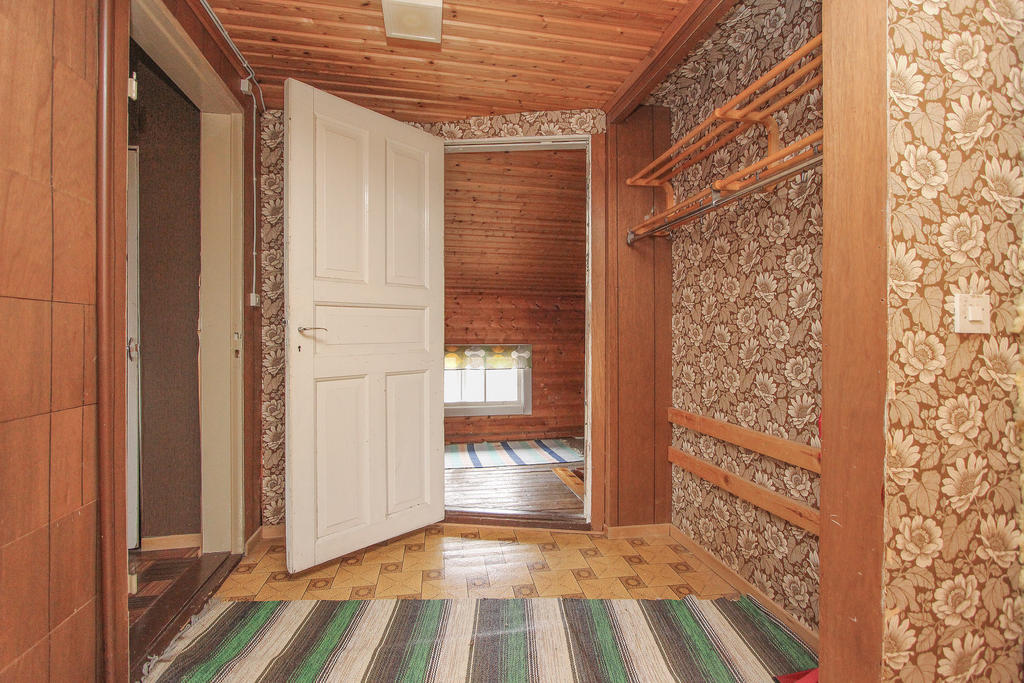 Hall (öpl)