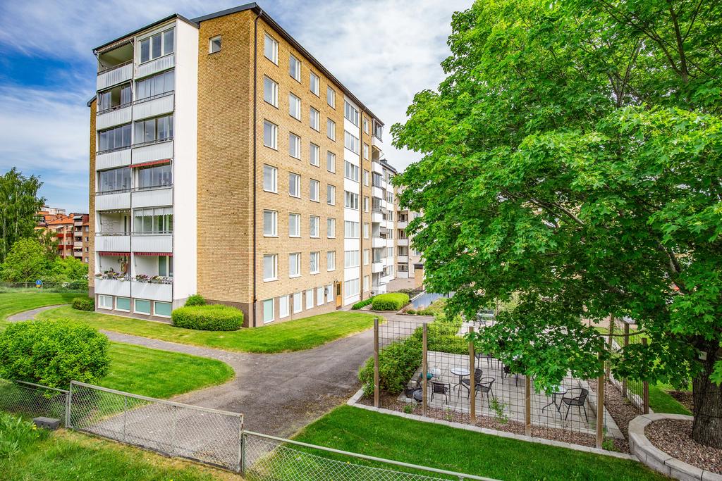 Här bor du med perfekt kombination av citypuls och grönskande lugn