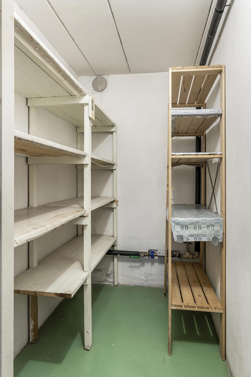 Förvaring i källarplan
